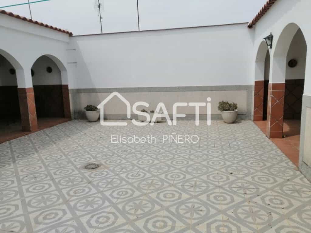 casa en Puebla de la Calzada, Extremadura 11793879