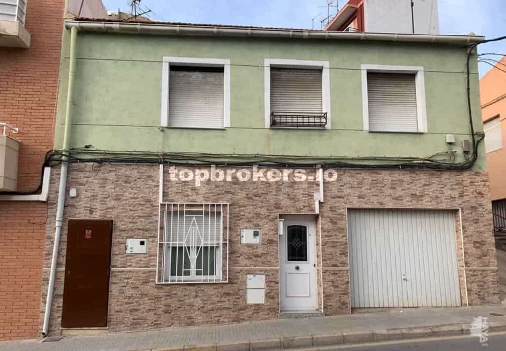 Квартира в Petrer, Comunidad Valenciana 11793917