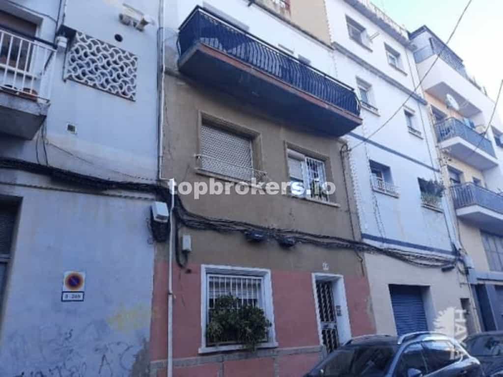 Condominium in Badalona, Catalonia 11793973