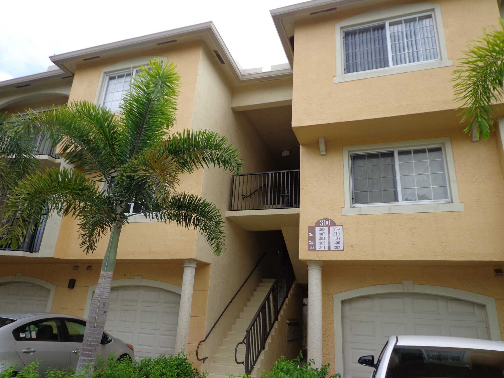 House in Royal Palm Beach, Florida 11794009