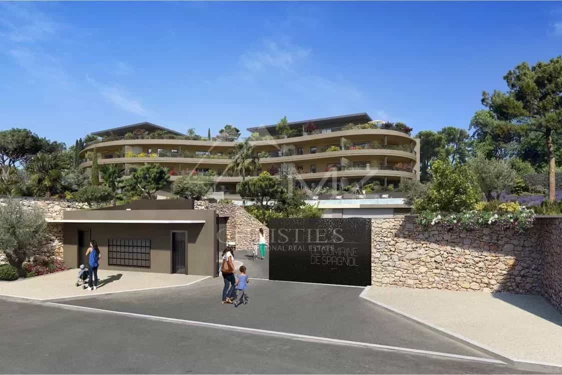 Condominium in La Californie, Provence-Alpes-Cote d'Azur 11794017