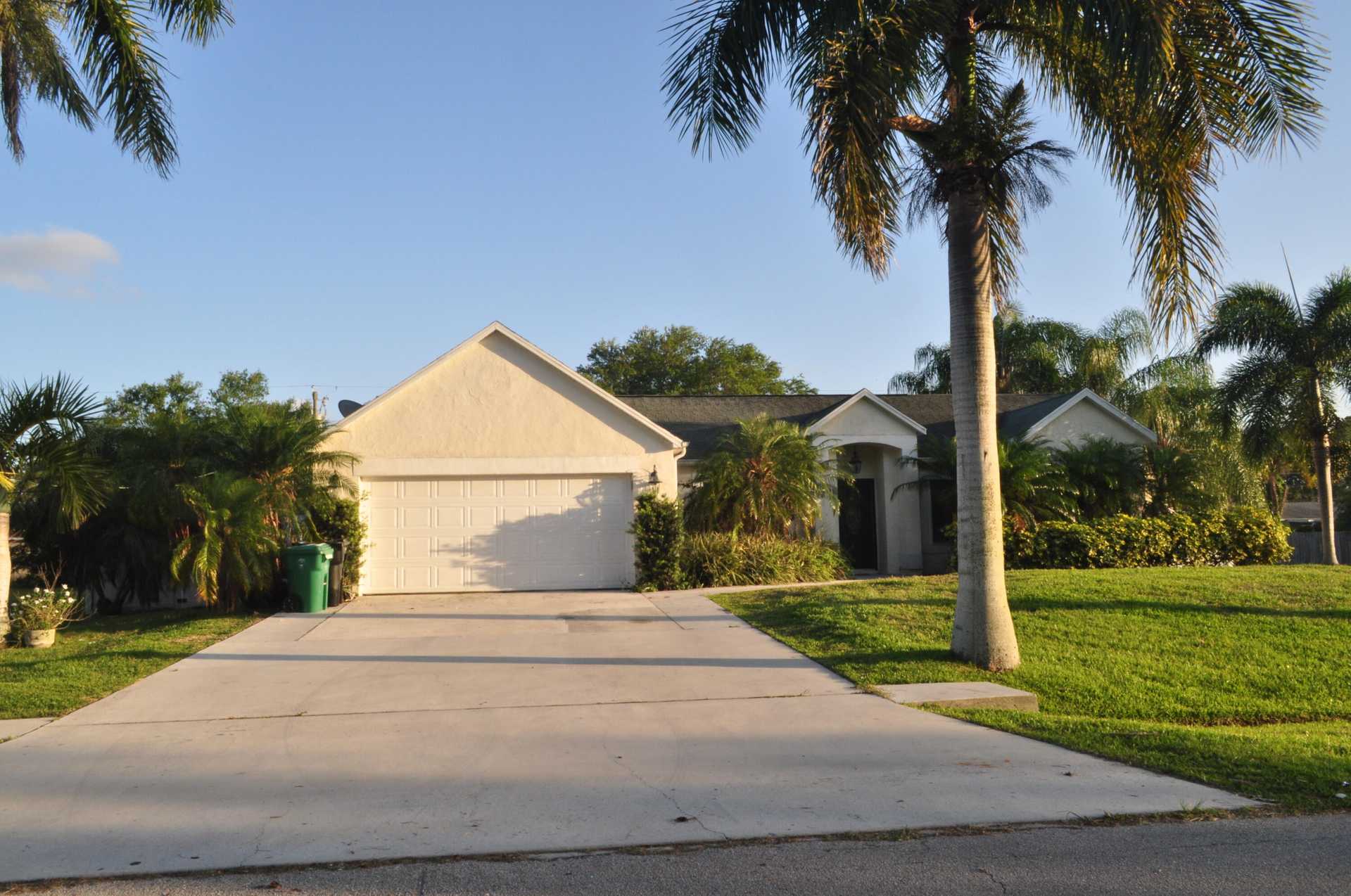 House in Port St. Lucie, Florida 11794047