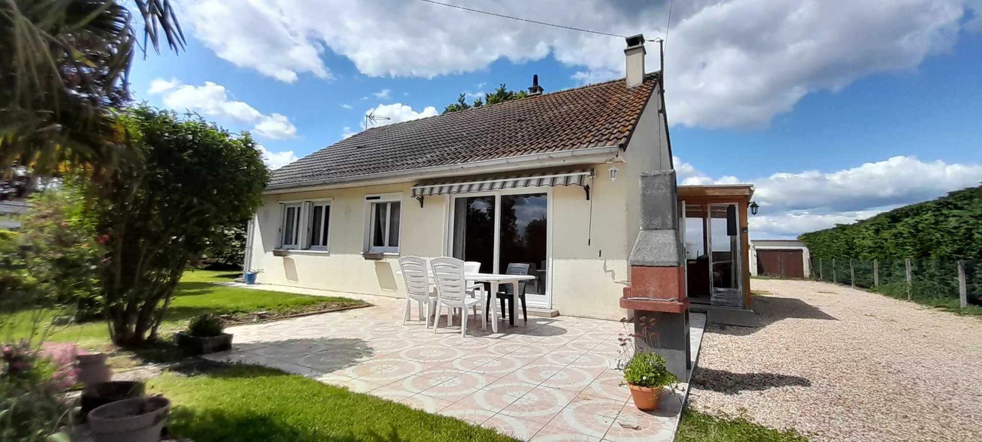 Dom w Saint-Andre-de-l'Eure, Normandie 11794083