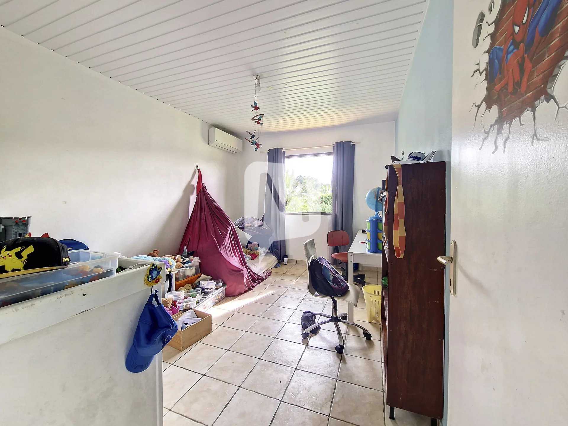 Будинок в Remire-Montjoly, Guyane 11794140