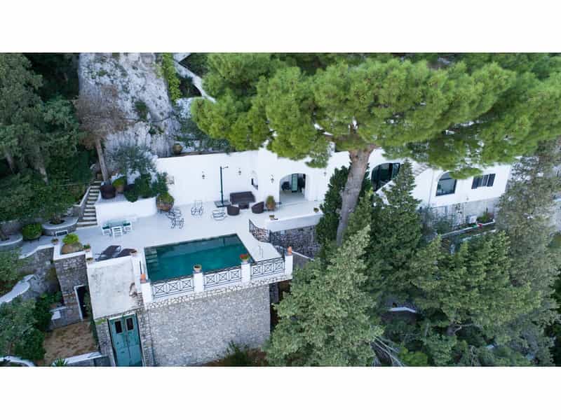 Casa nel Capri, Campano 11794408