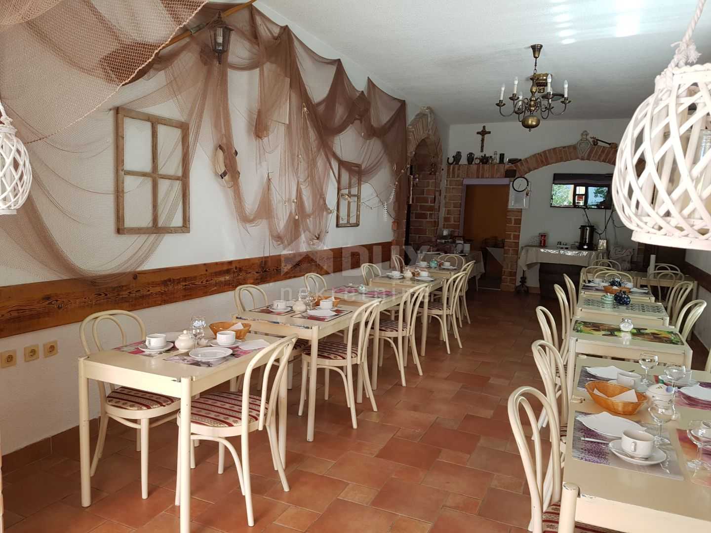 Квартира в Novi Vinodolski, Primorje-Gorski Kotar County 11794757