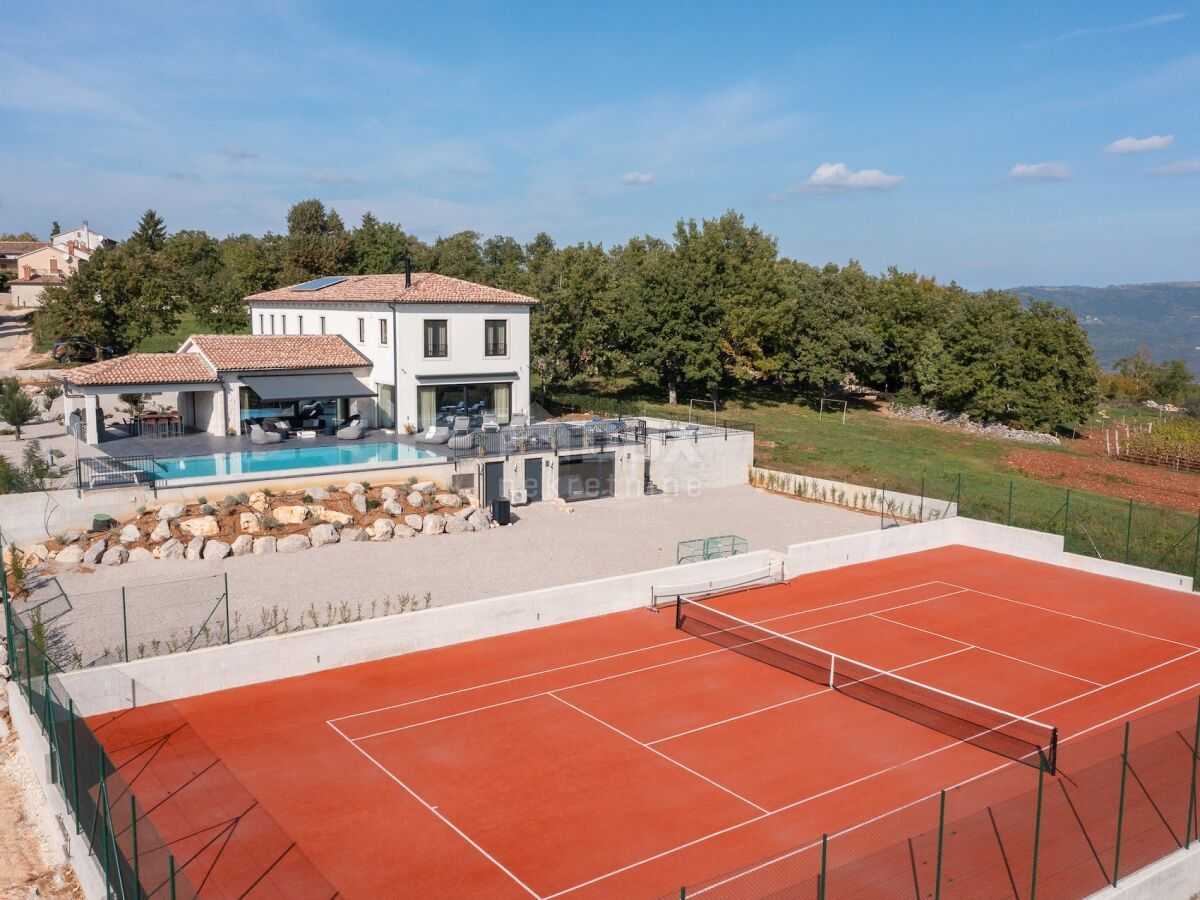House in Motovun, Istarska Zupanija 11794760