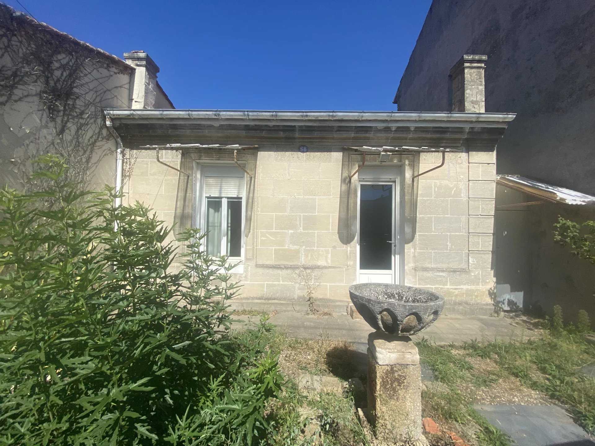 House in Bordeaux, Nouvelle-Aquitaine 11795051