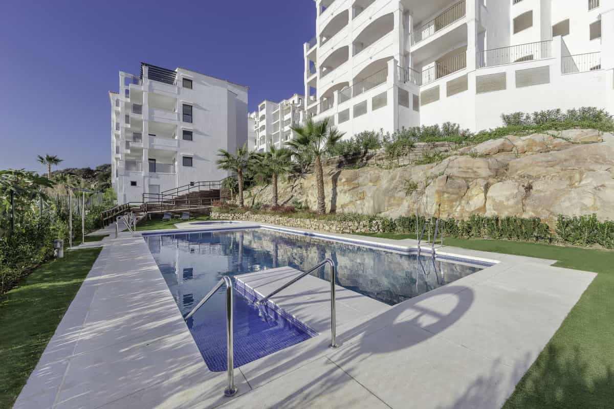 Condominium in Manilva, Andalusia 11795085