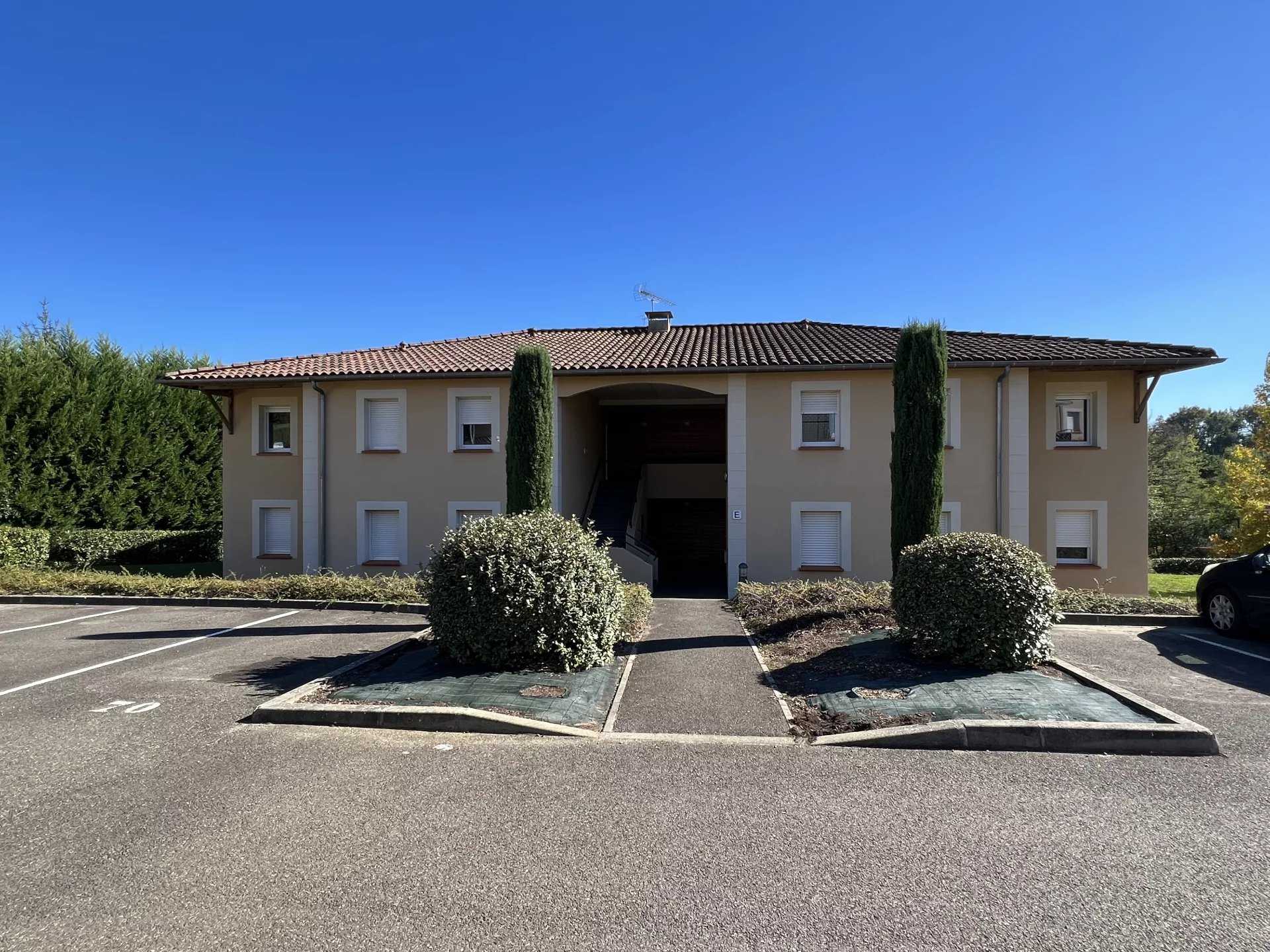 Condominium in Nogaro, Occitanie 11795090