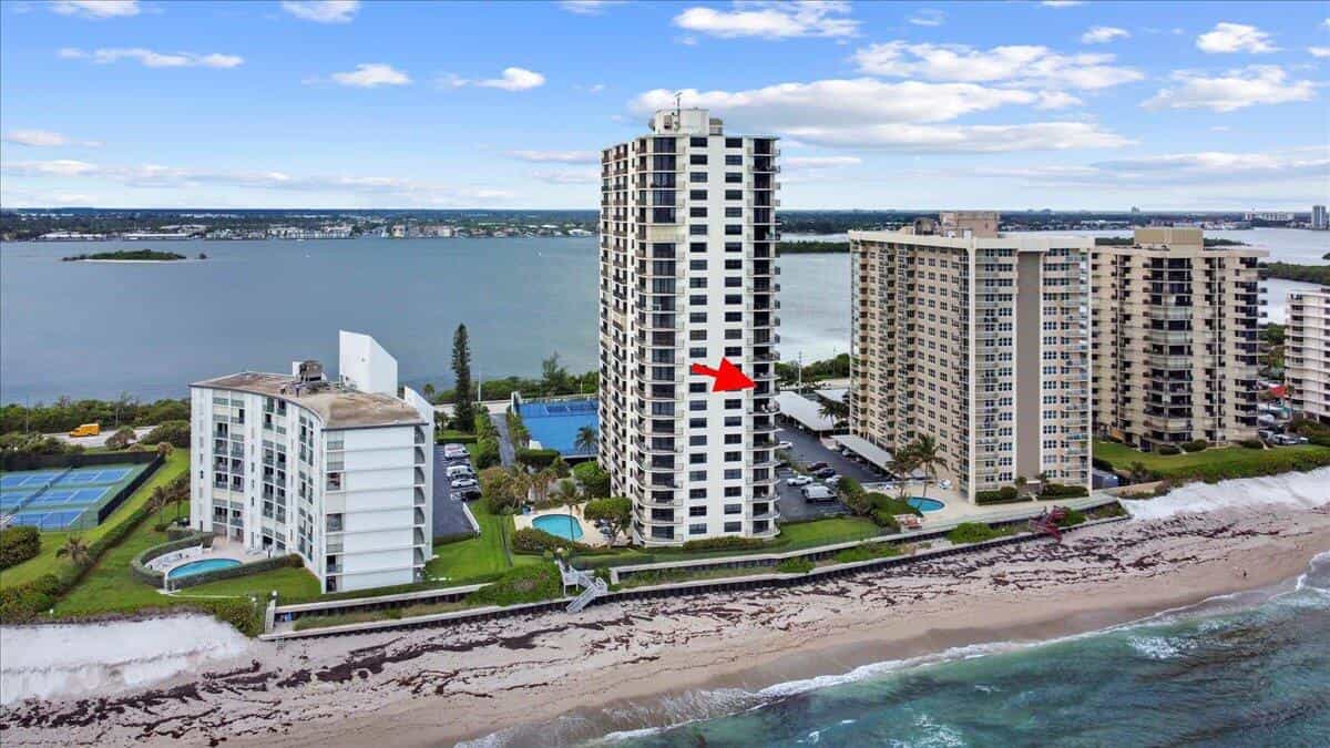 מגורים ב Riviera Beach, Florida 11795208