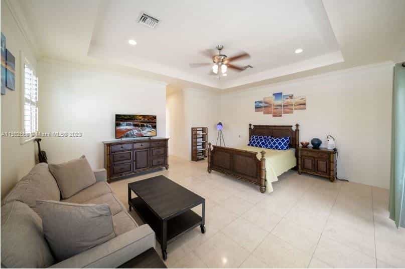 House in Lauderdale-by-the-Sea, Florida 11795222