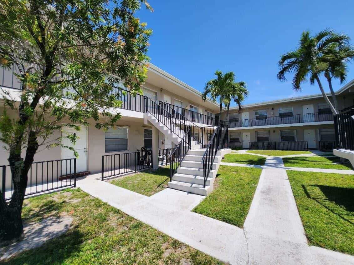 Condominium in Boynton Beach, Florida 11795251