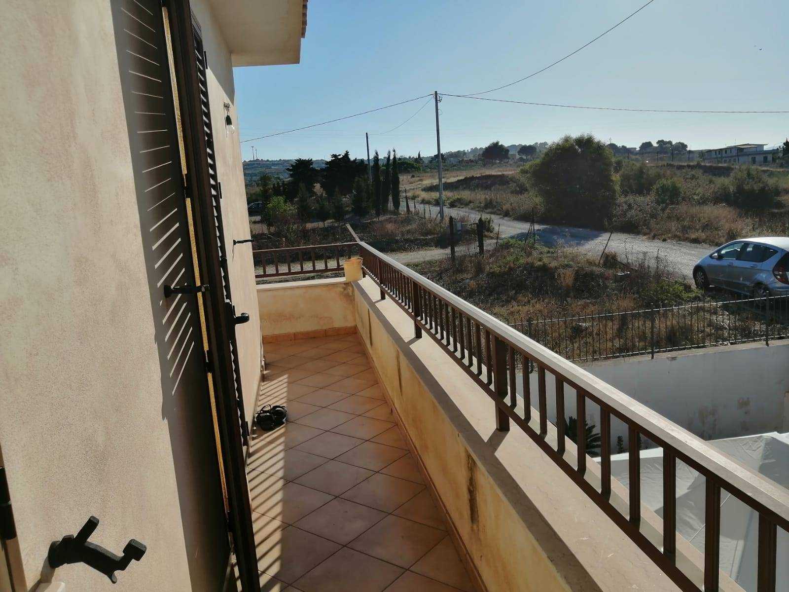 Condominium in Ribera, Sicilië 11795439