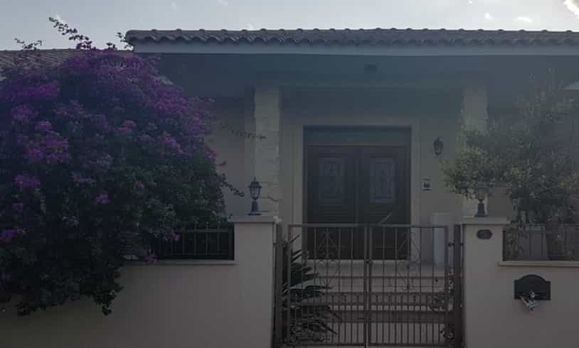 Dom w Dali, Nikozja 11796328
