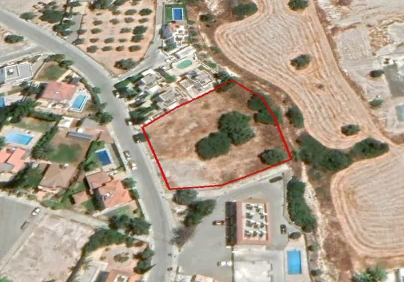 Tanah di Agios Tychon, Larnaca 11796656