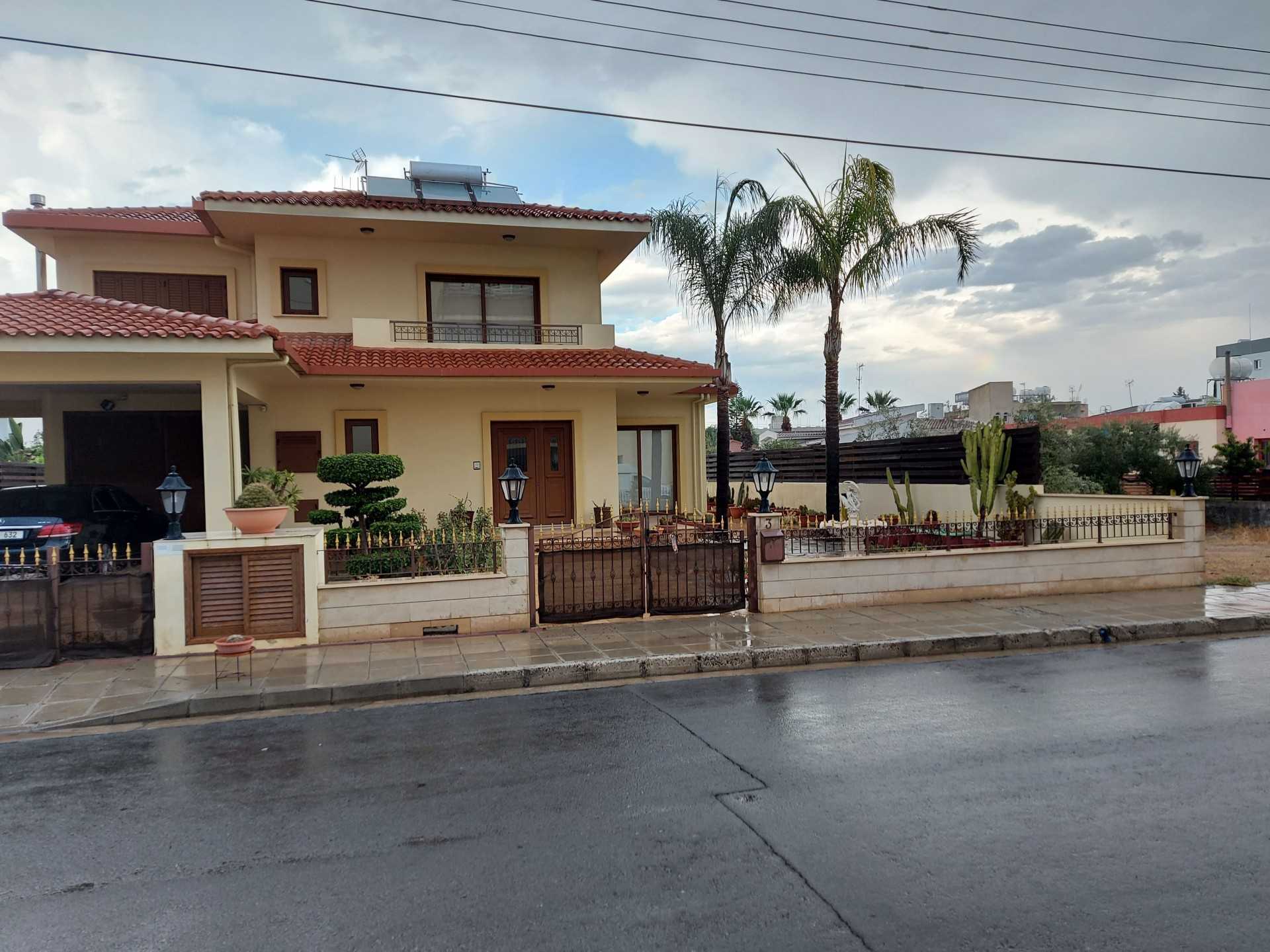 Haus im Latsia, Nicosia 11797090