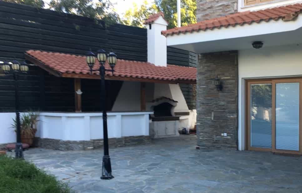 House in Nicosia, Lefkosia 11797385