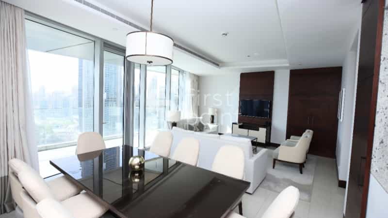 Condominium in Dubai, Dubayy 11798225
