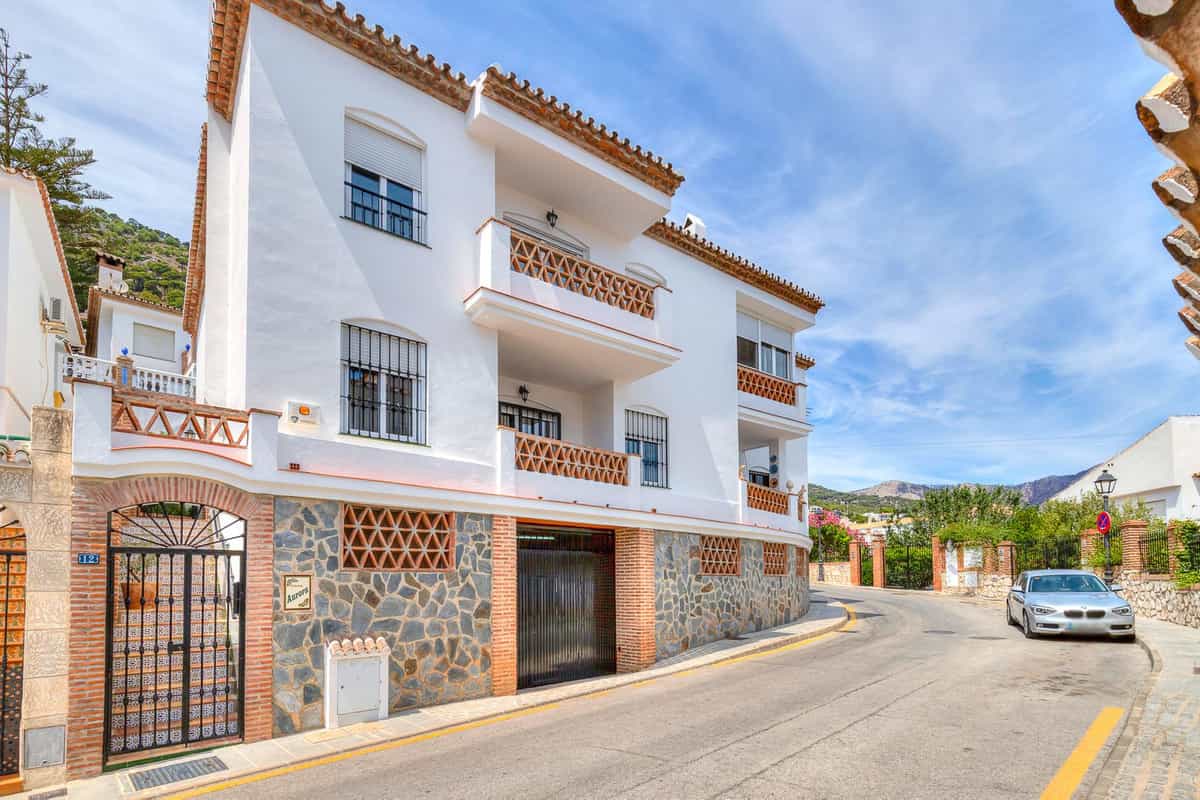 House in Mijas, Andalusia 11798579