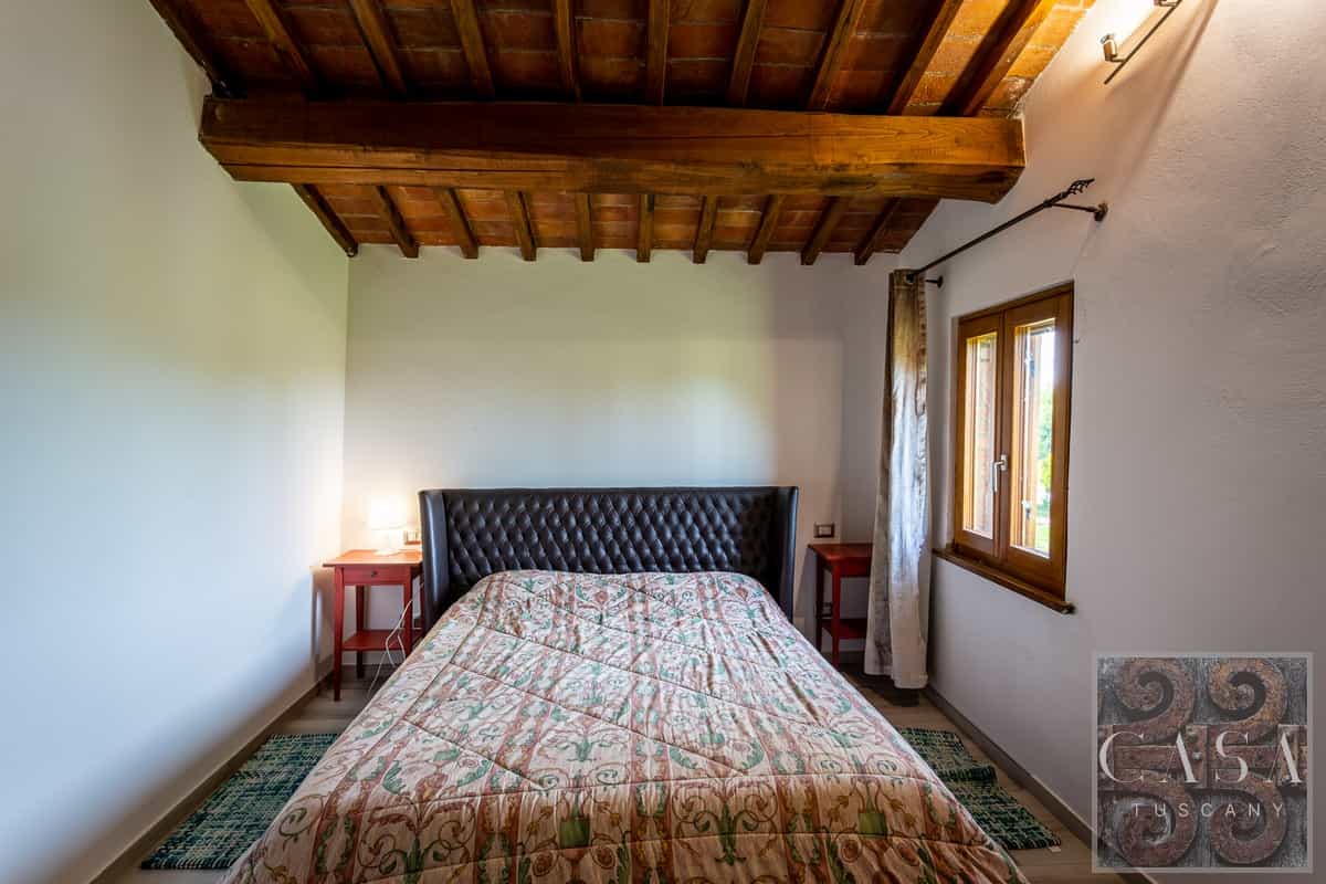 Rumah di Montaione, Tuscany 11799398