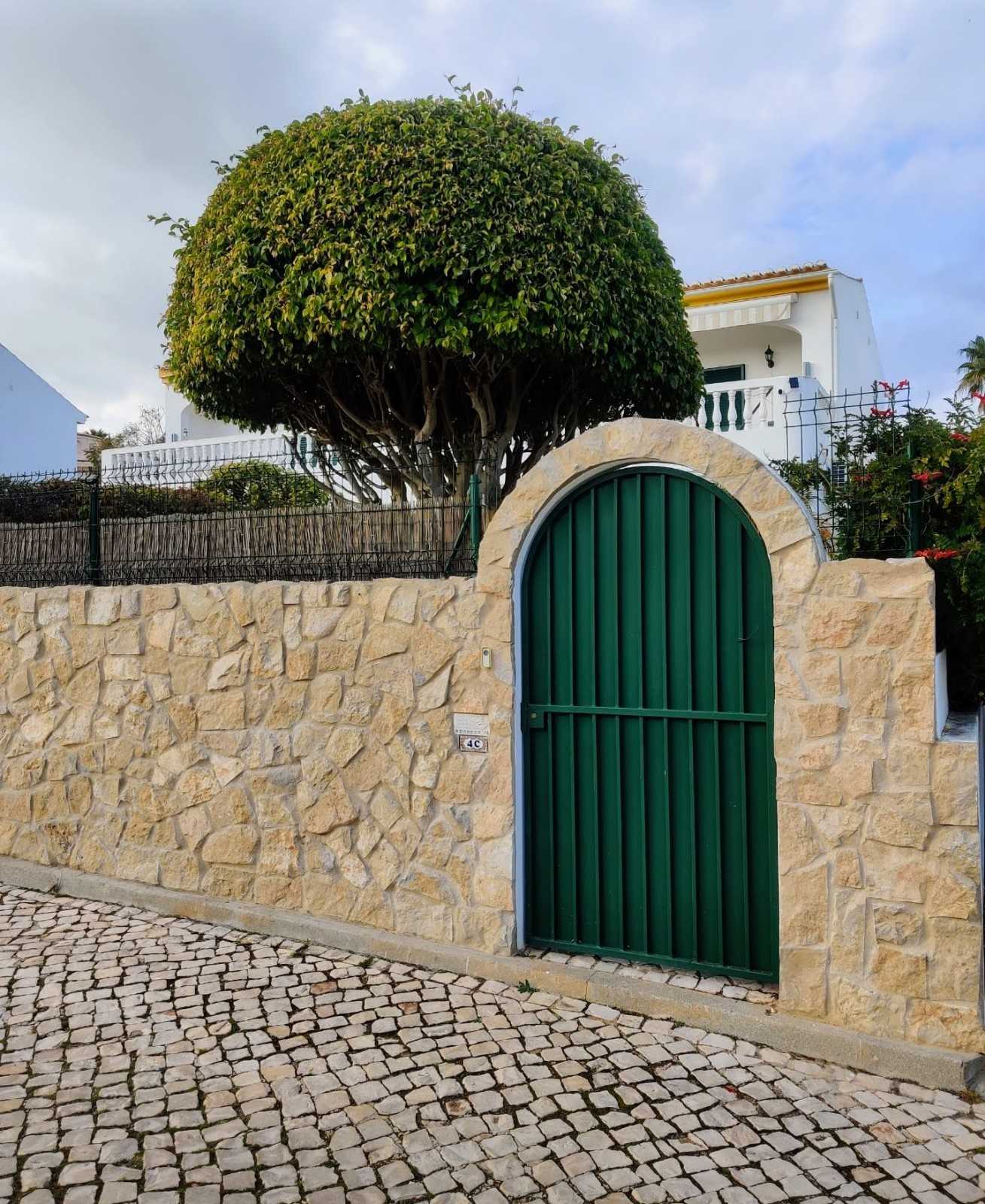 House in Praia da Luz, Faro District 11799504