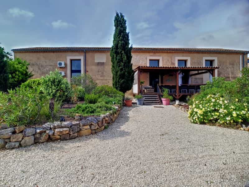 Hus i Camplong-d'Aude, Occitanie 11800365