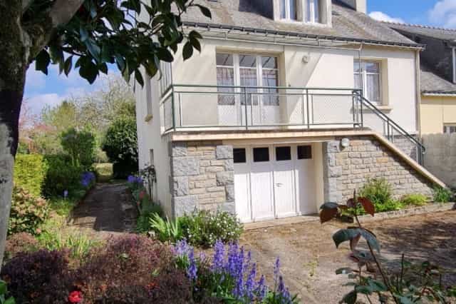 Rumah di Ploermel, Bretagne 11801252