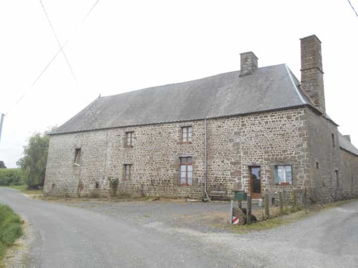 Huis in Le Teilleul, Normandie 11801289