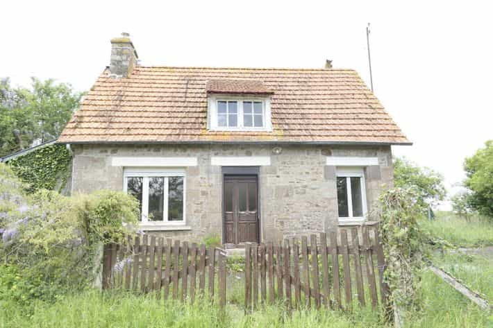 Haus im Saint-Martin-de-Landelles, Normandie 11801477
