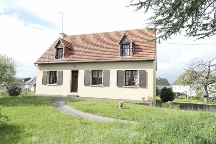 Dom w Grandparigny, Normandie 11801485