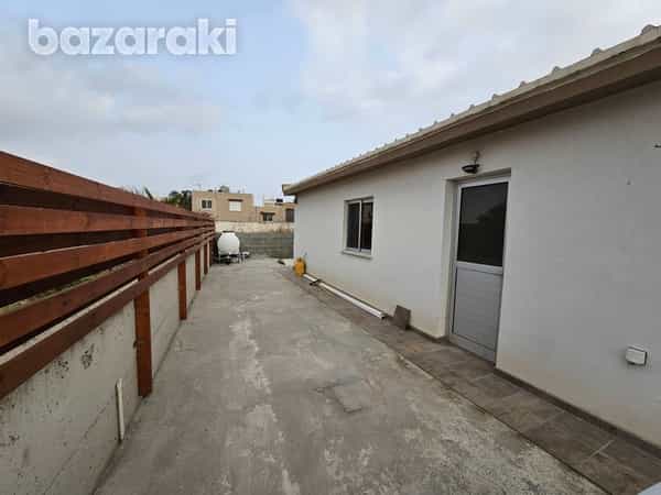 房子 在 Akrotiri, Limassol 11801556