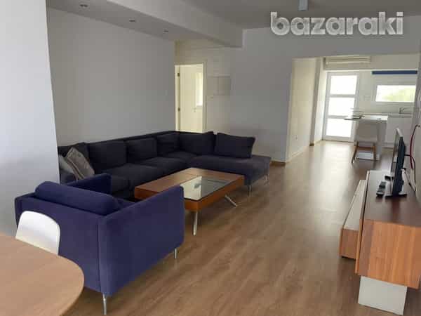 公寓 在 Mesa Geitonia, Limassol 11802396