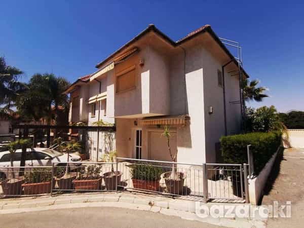 Condominium dans Pareklisia, Limassol 11803959