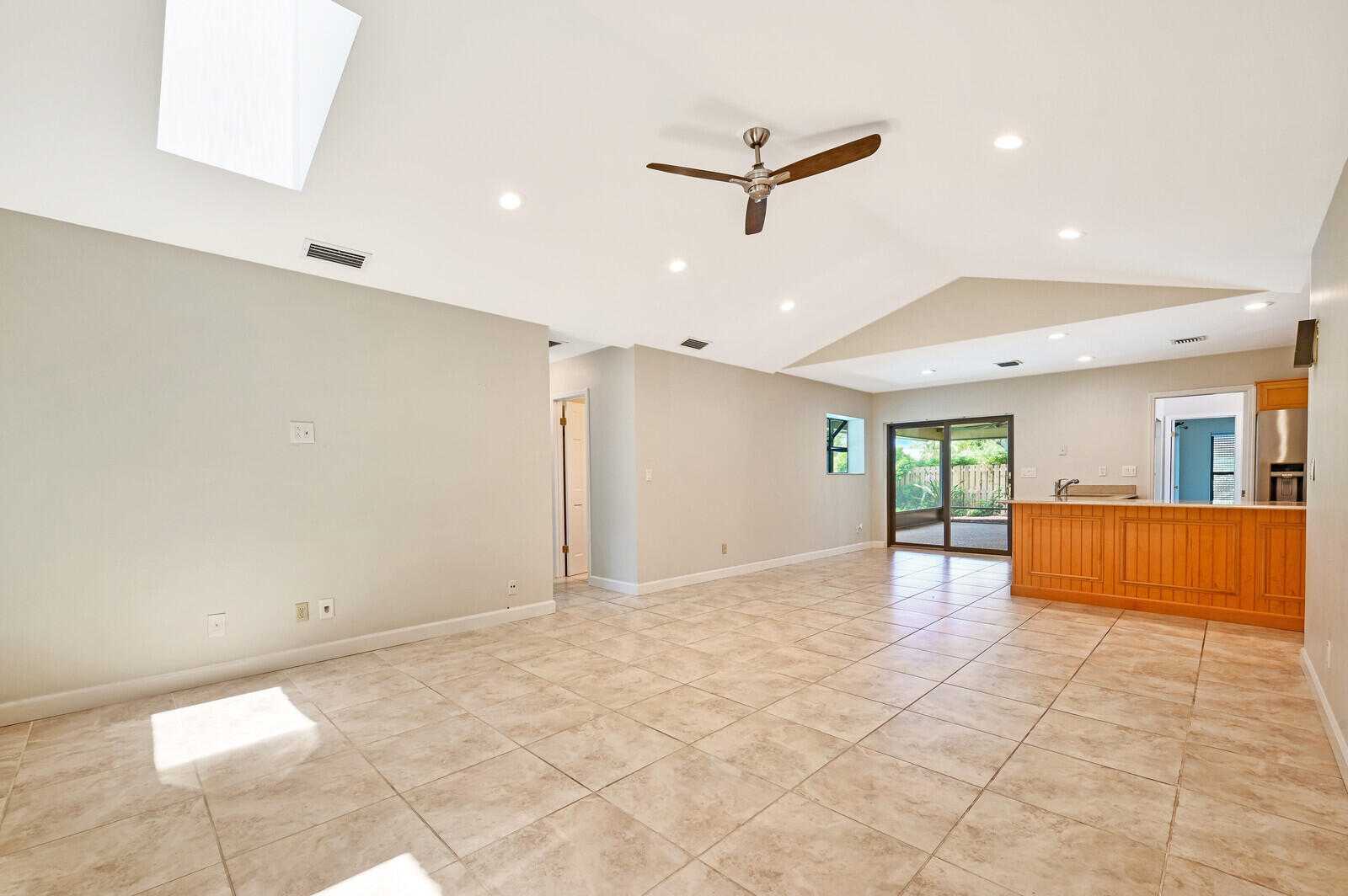 House in West Palm Beach, Florida 11804112