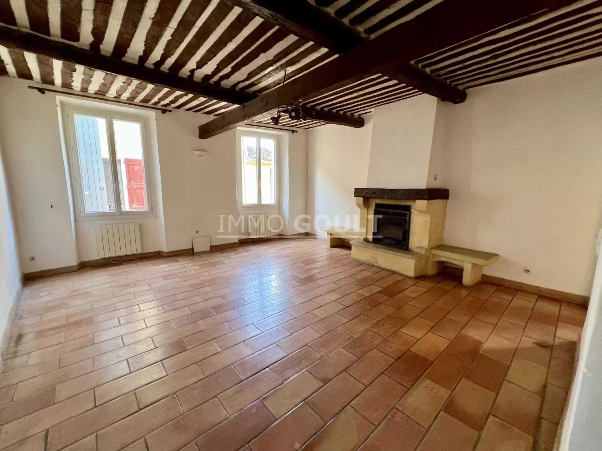 House in Goult, Provence-Alpes-Cote d'Azur 11804316