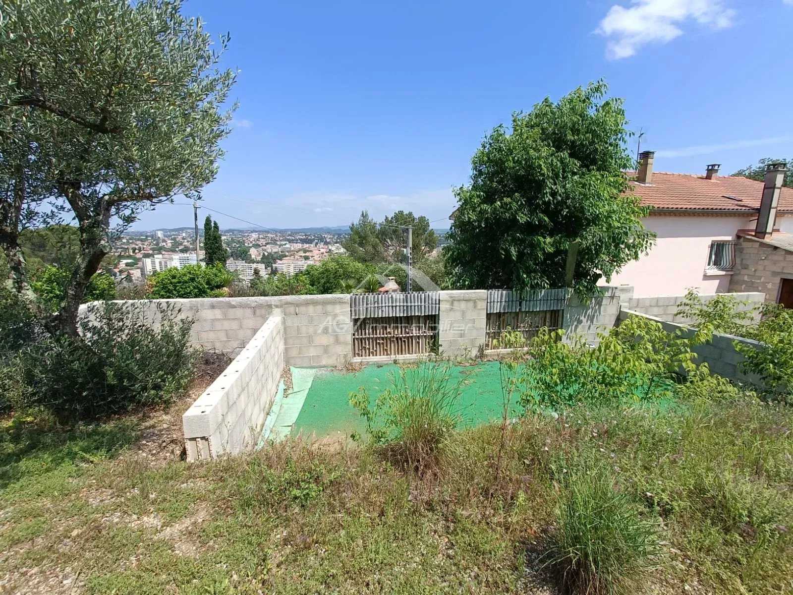 منازل متعددة في Alès, Gard 11804354
