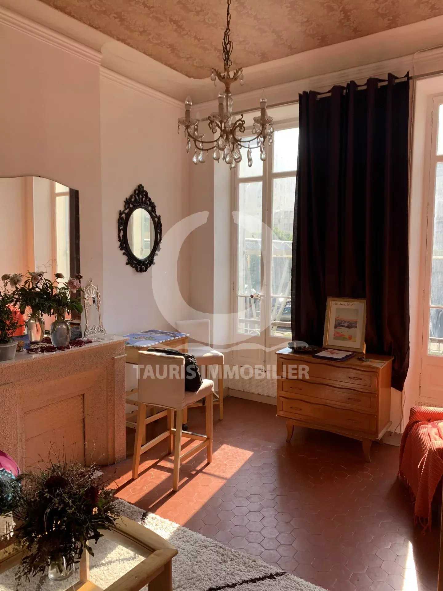 Condomínio no Marselha, Provença-Alpes-Costa Azul 11804357
