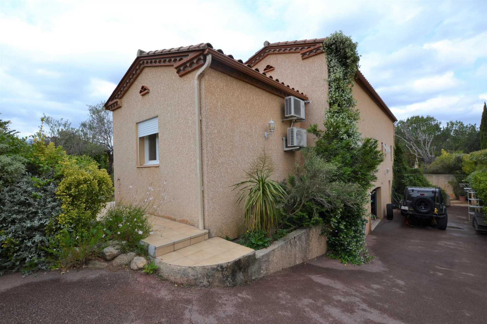 жилой дом в Le Boulou, Occitanie 11804359