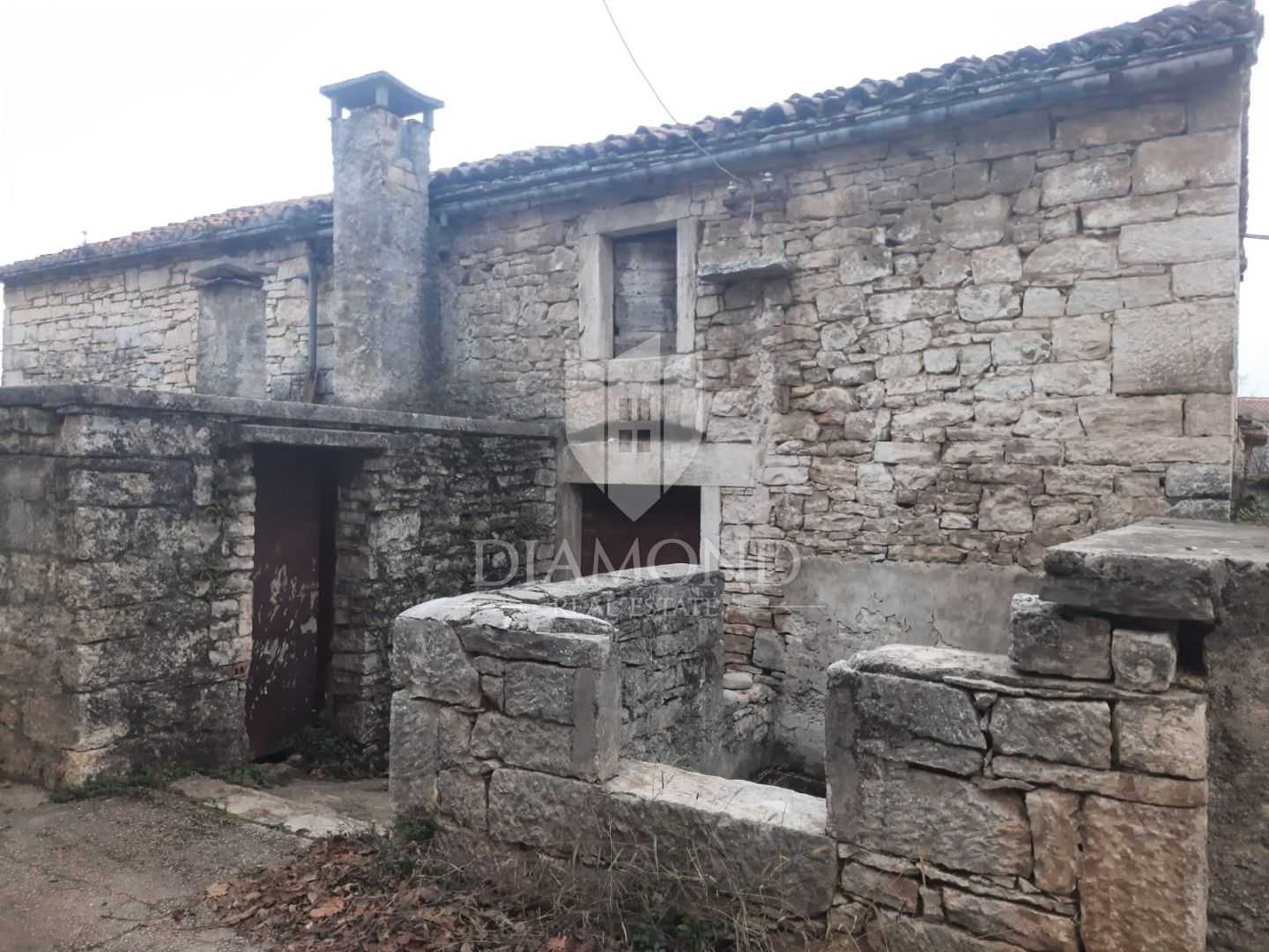 房子 在 斯韦特文塞纳特, 伊斯塔斯卡·祖帕尼亚 11804804