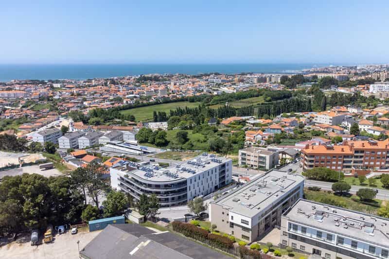 Condominium in Canidelo, Porto 11804928