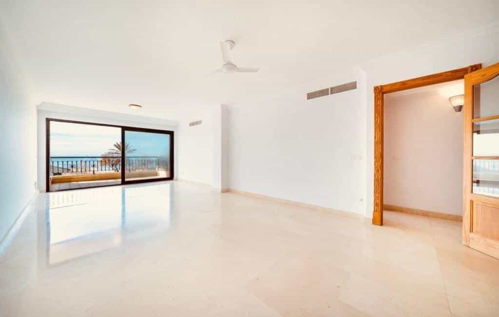 Condominium in Coll d'en Rebassa, Balearic Islands 11804988