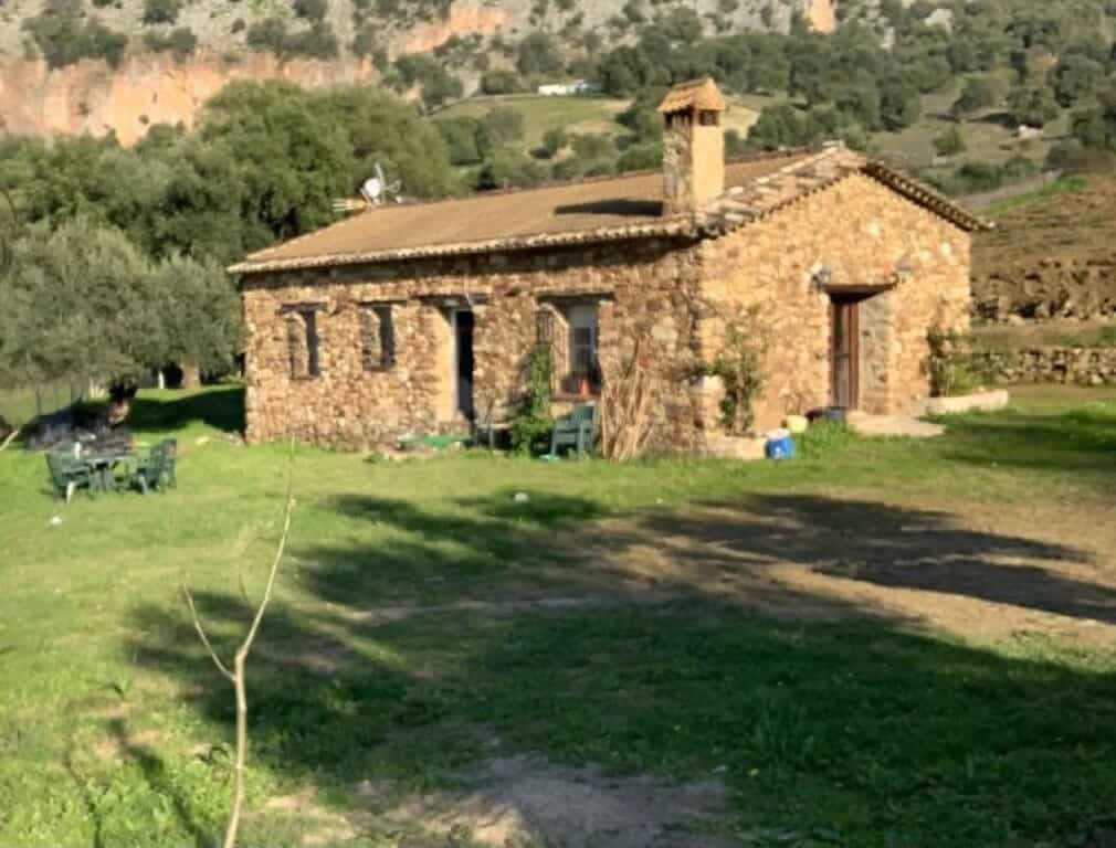 casa no Ubrique, Andaluzia 11805001