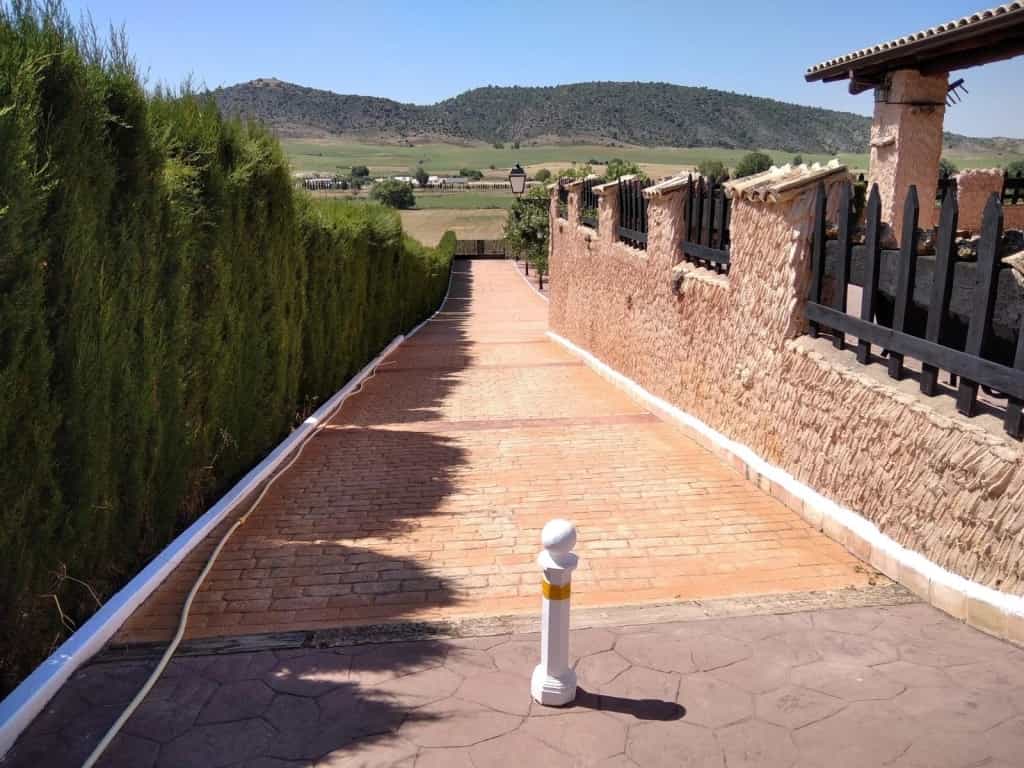 سكني في Villar de Olalla, Castilla-La Mancha 11805003