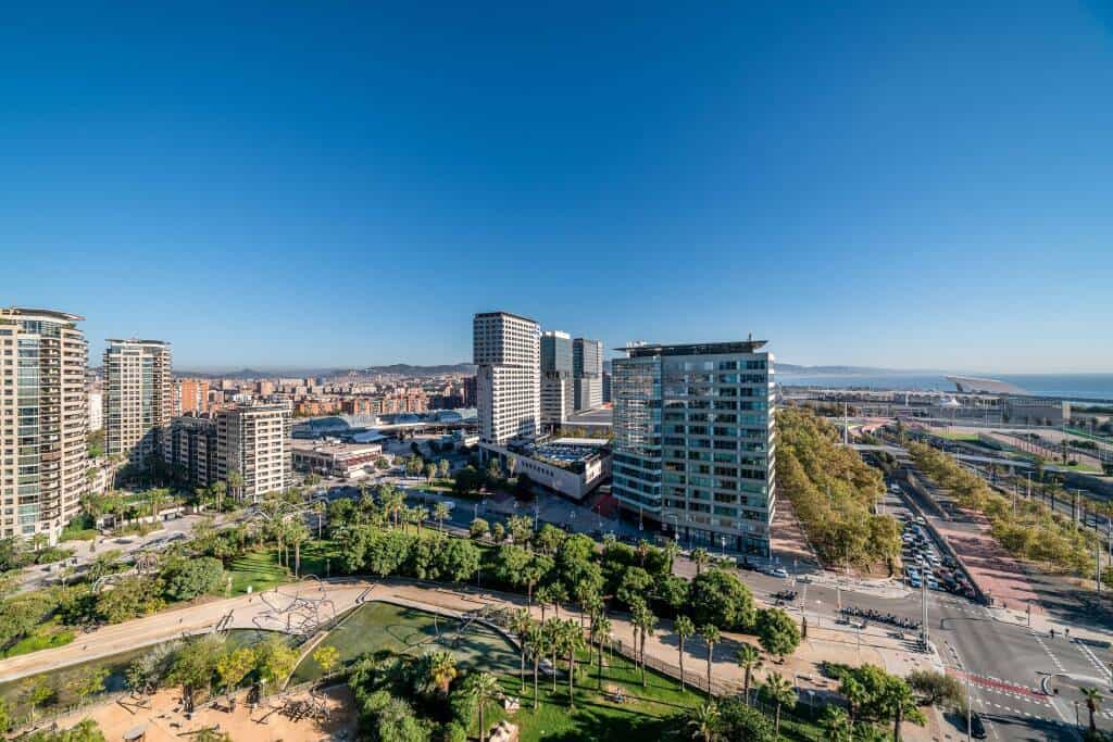 Condominium dans Barcelona, Catalunya 11805020