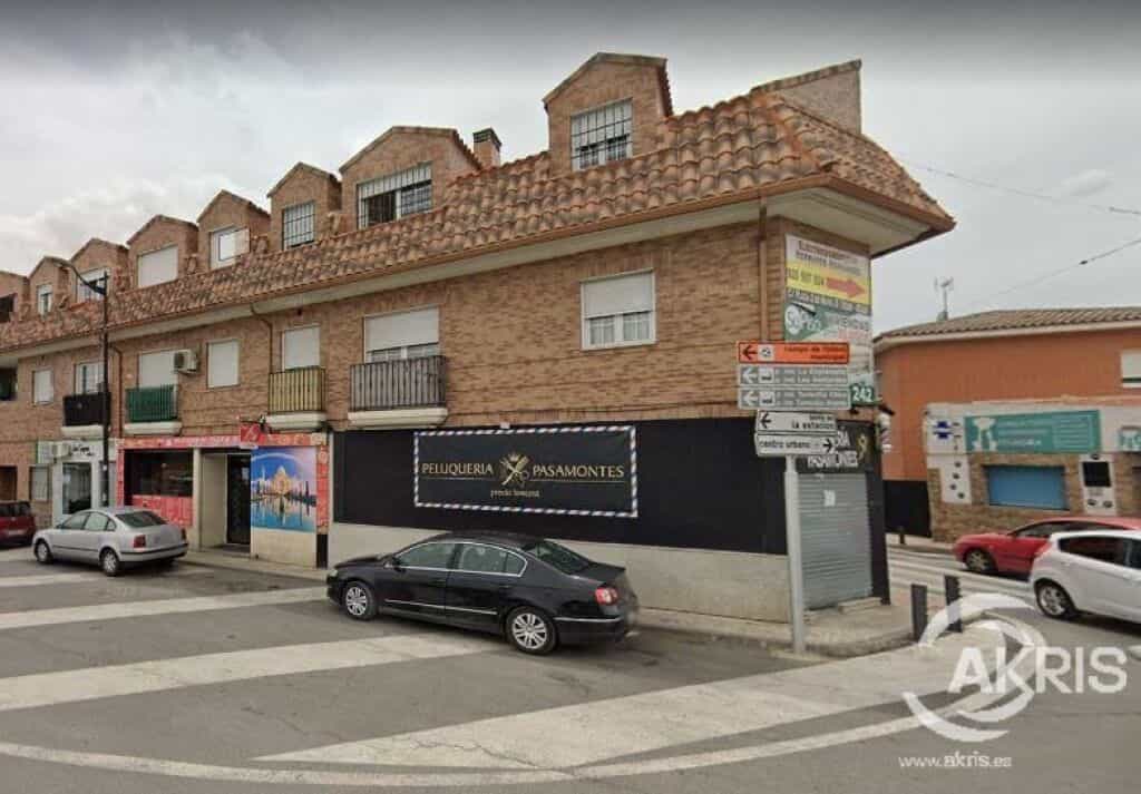 Condominio en Yeles, Castilla-La Mancha 11805047