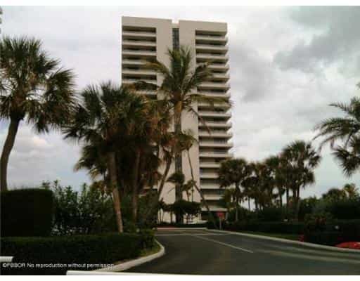 房子 在 里维埃拉海滩, 佛罗里达 11805074