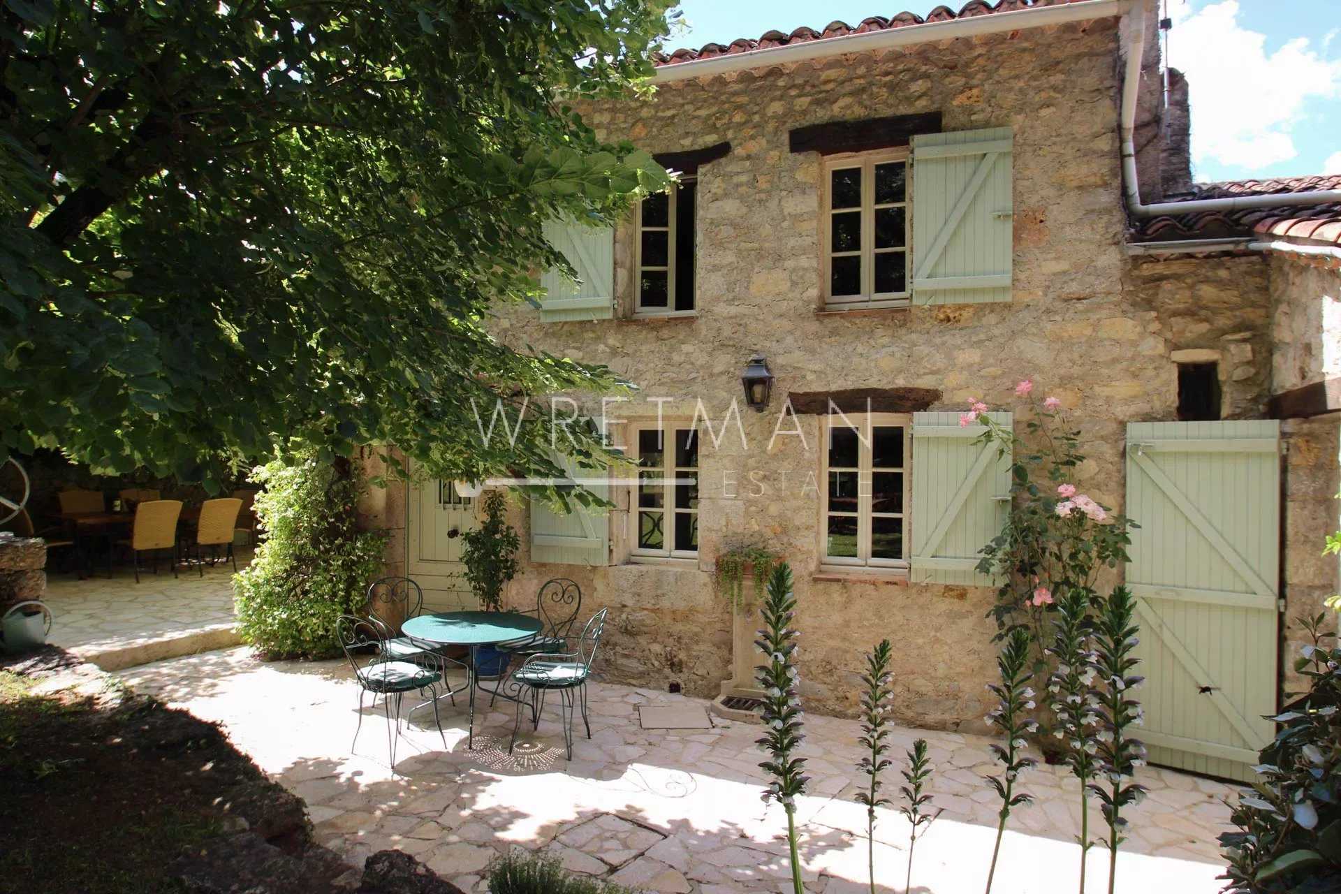 casa no Tourettes, Provença-Alpes-Costa Azul 11805081
