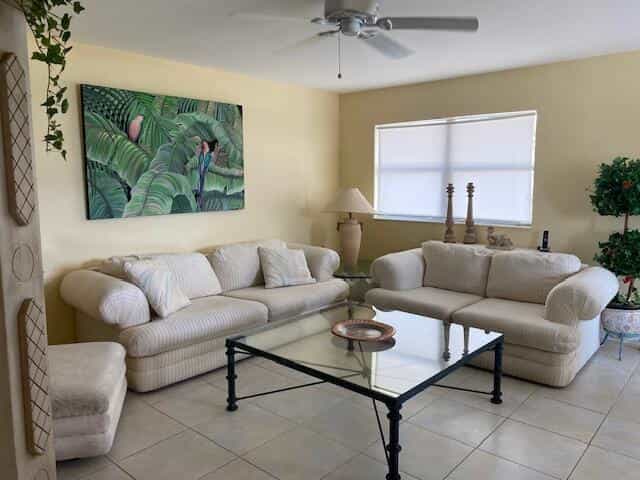 Condominium in Kings Point, Florida 11805108