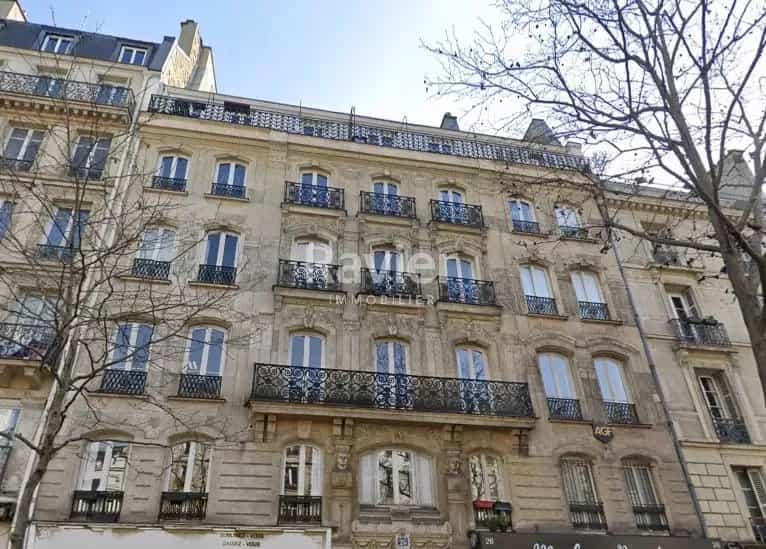 Condominium in Paris 10ème, Paris 11805128